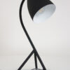 Lampe-de-table-noire-design-3