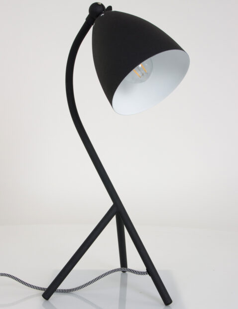 Lampe-de-table-noire-design-3