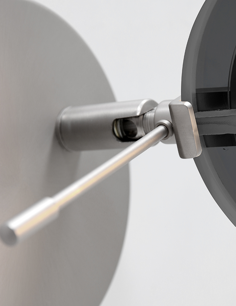 Lampe de chevet dimmable verre fumé Steinhauer Turound acier – Image 4