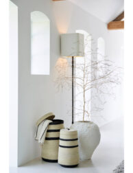 lampadaire-carre-moderne-noir-light-and-living-donah-8215312-1