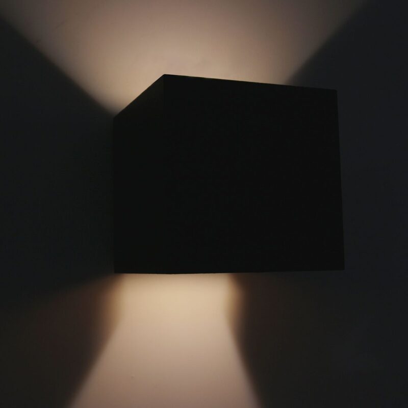applique-cubique-design-en-metal-noir-steinhauer-muro-noir-3098zw-14