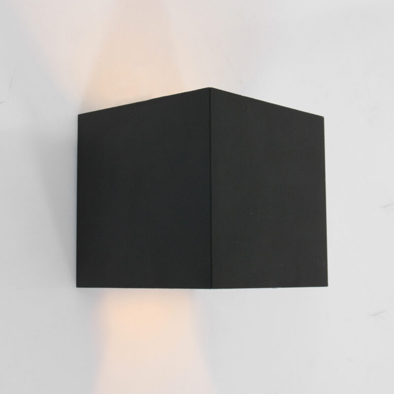 applique-cubique-design-en-metal-noir-steinhauer-muro-noir-3098zw-6