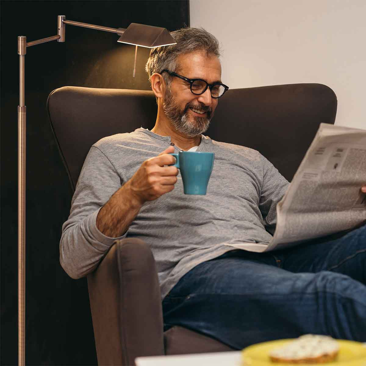 Lampadaire classique dimmable Steinhauer Retina bronze – Image 4