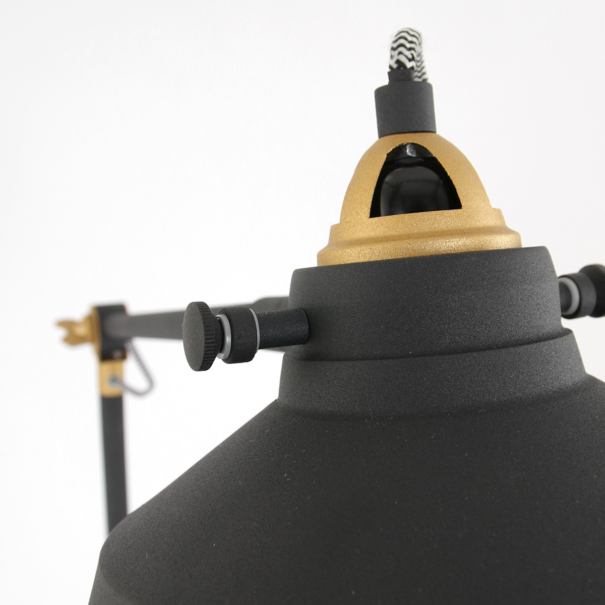 Lampadaire avec détails dorés Mexlite Nove – Image 14