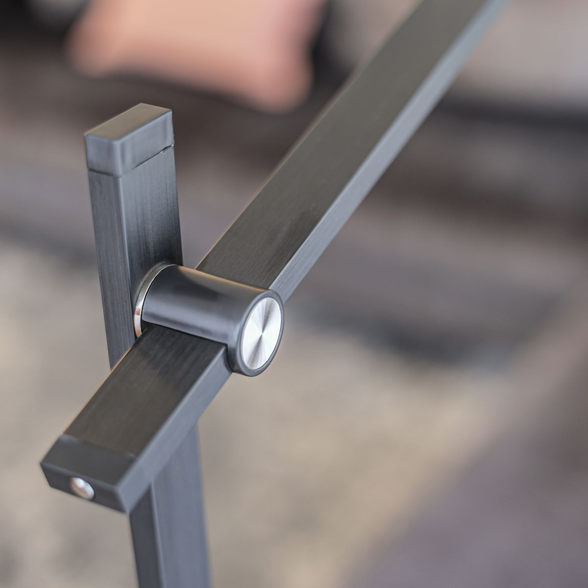 Lampe sur pied moderne en aluminium et plastique noir Mexlite Stekk – Image 16