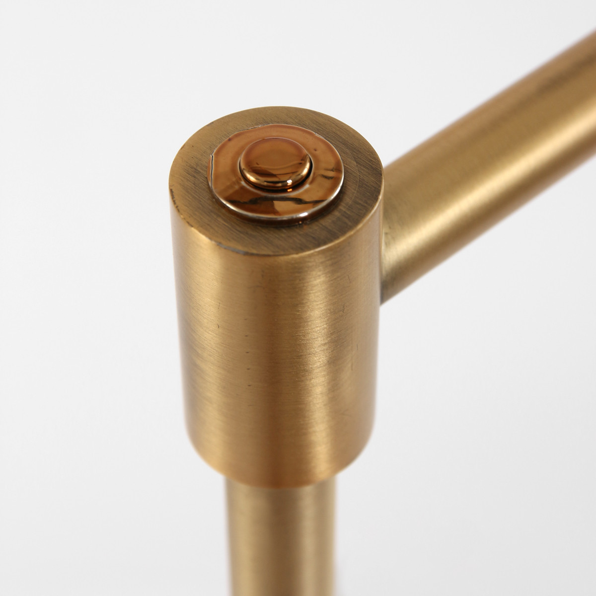 Lampadaire classique en bronze réglable Mexlite Karl – Image 14