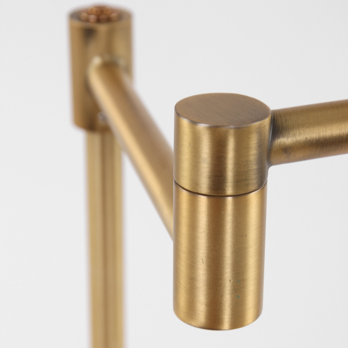 Lampadaire classique en bronze réglable Mexlite Karl – Image 4