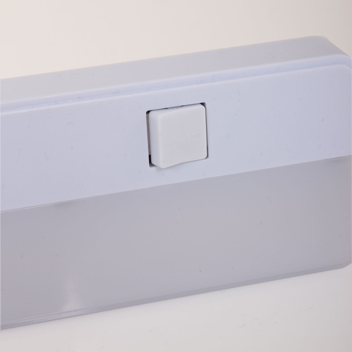 Lampe à LED de cuisine Steinhauer plafond et mur couleur blanche – Image 9