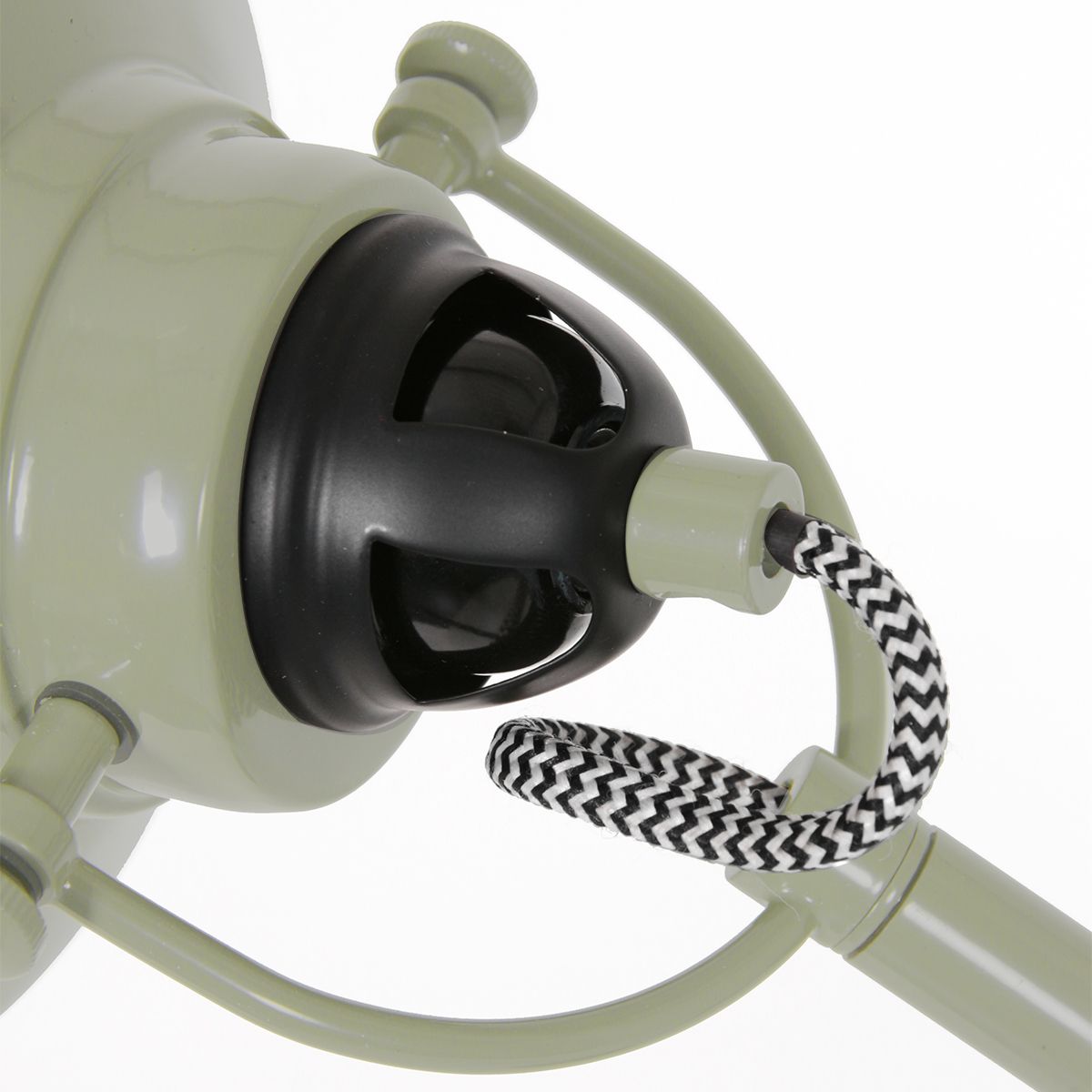 Lampe de table industrielle en métal vert Mexlite Nove – Image 16