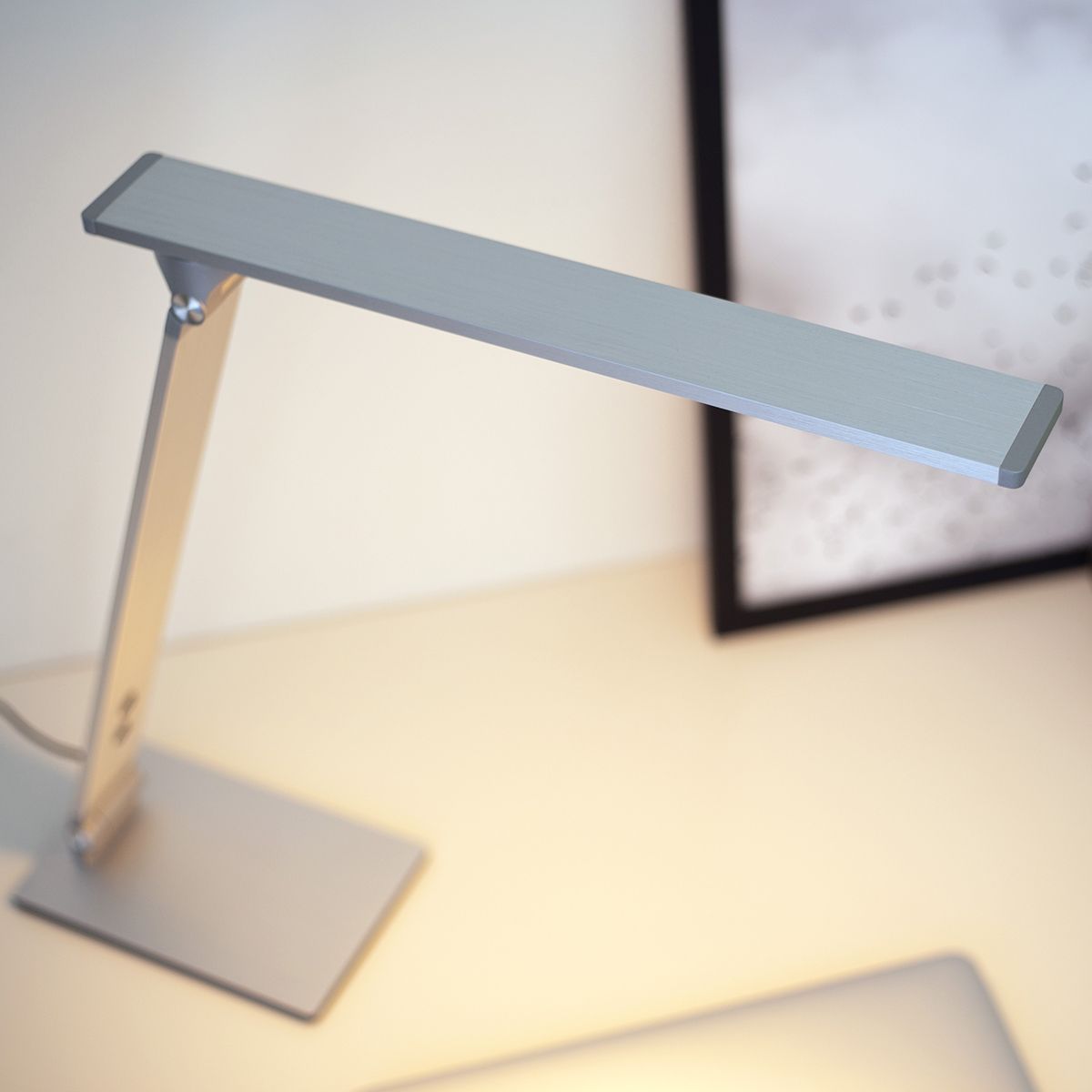 Lampe de bureau LED à lumière graduable Serenade Steinhaueur blanc – Image 16