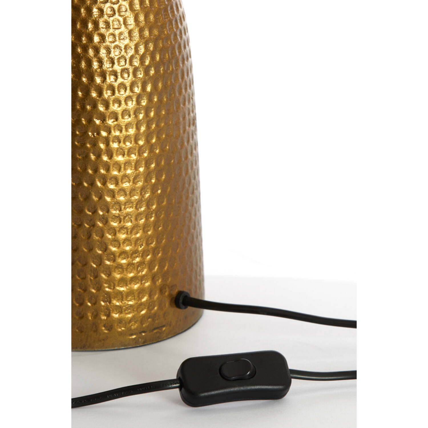 Lampe de table classique dorée avec motif de balle de golf Light & Living Smith – Image 5