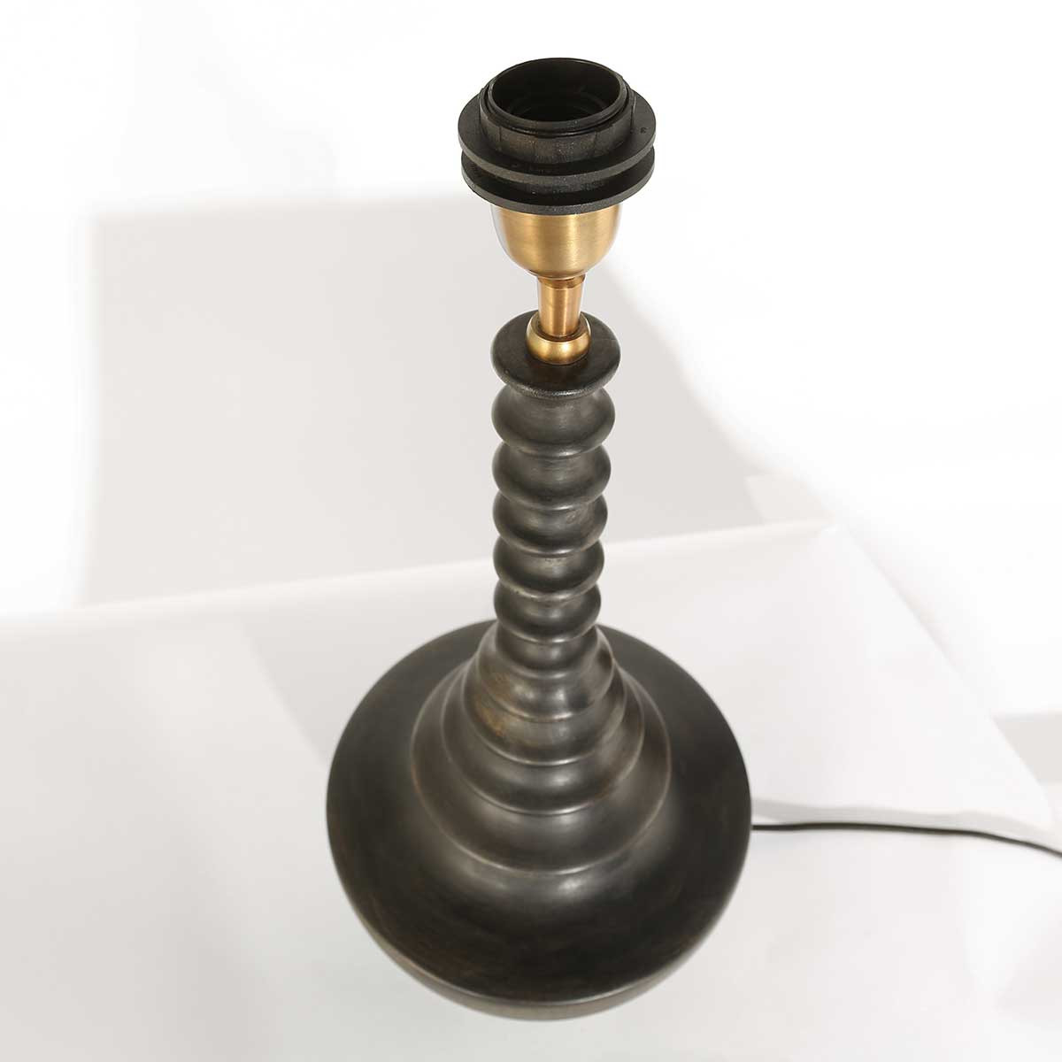Lampe de table classique pied marron doré Steinhauer Bois noirantique – Image 9