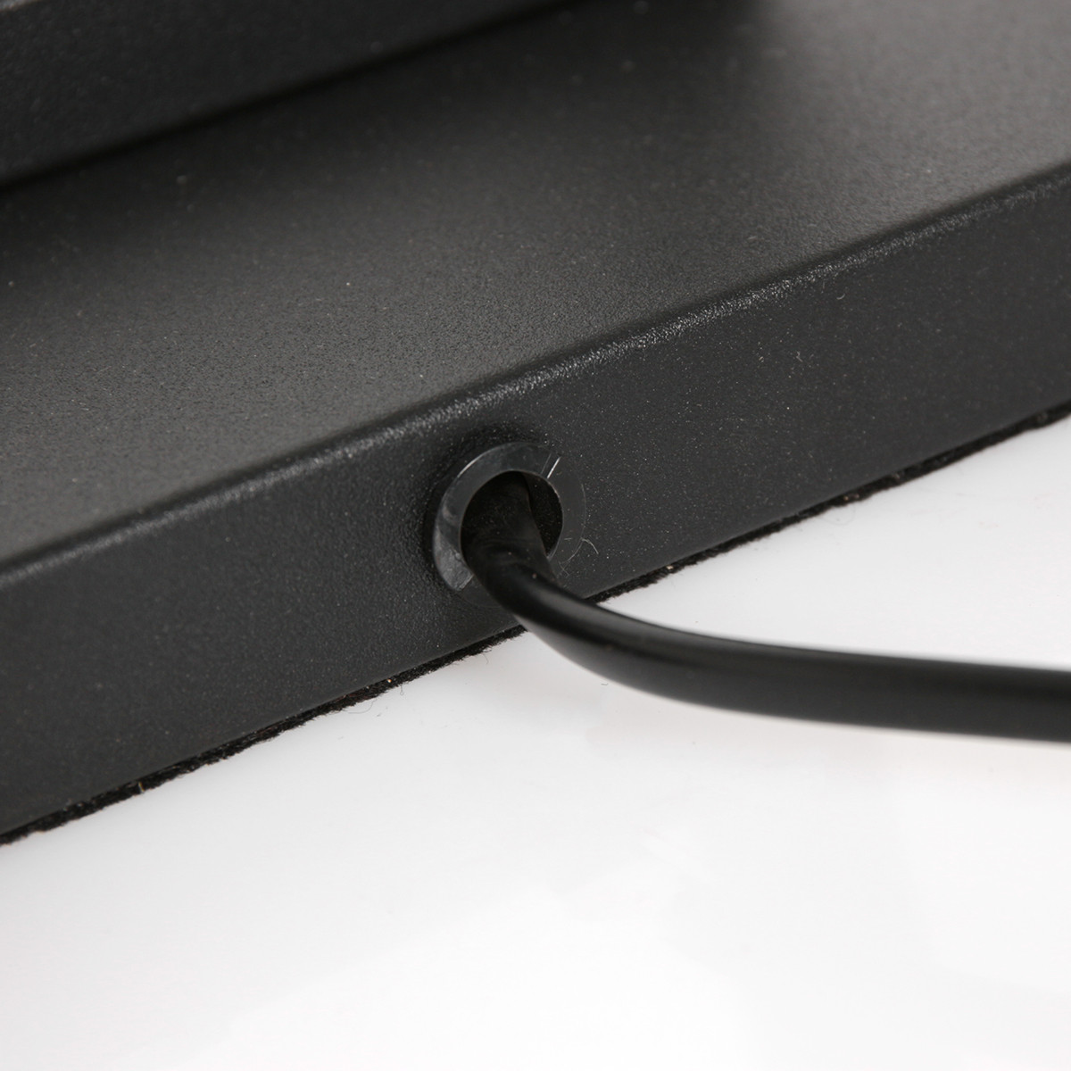 Lampe de table noire tendance en métal Steinhauer Stang – Image 11