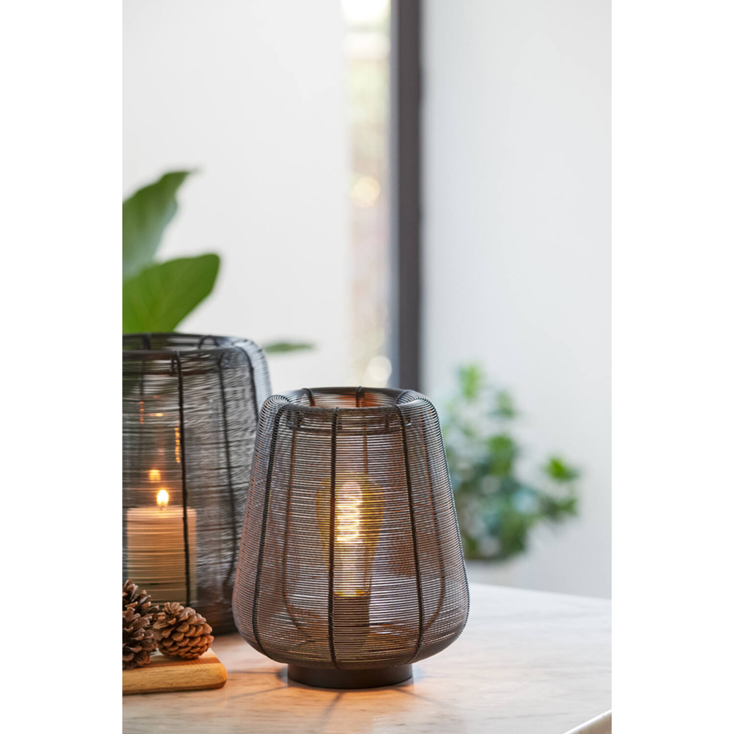 Lampe de table noire moderne Light & Living Adeta – Image 3