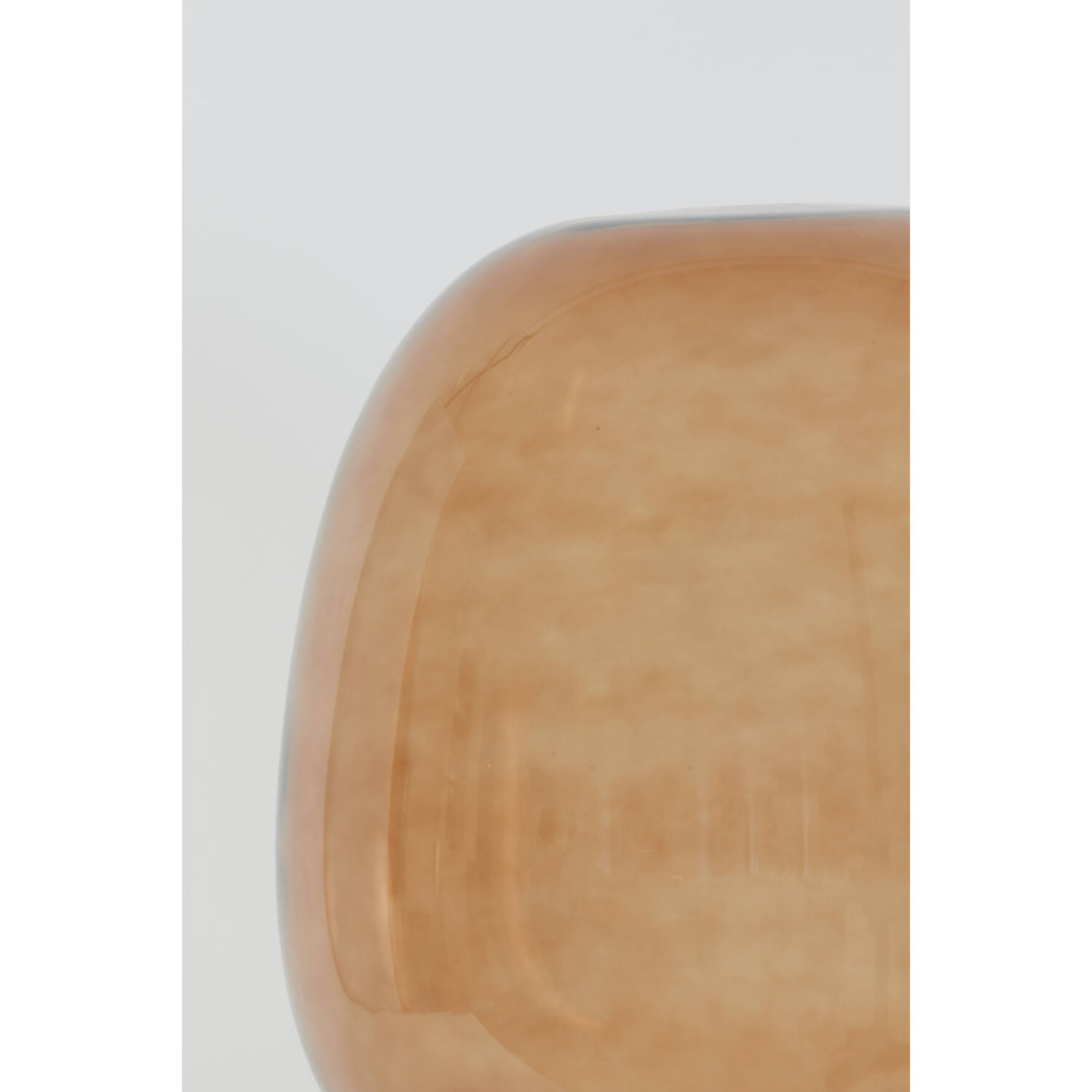 Lampe de table rétro en verre fumé doré avec plusieurs facettes Light & Living Maysony – Image 3