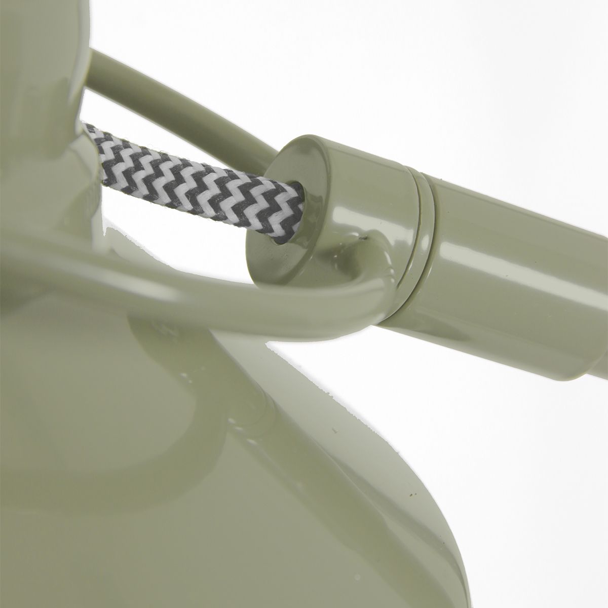 Lampadaire industriel en métal vert Mexlite Nove – Image 12