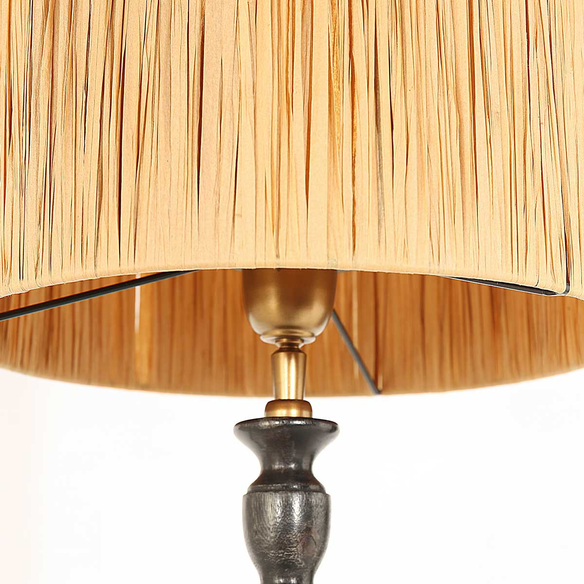 Lampe de table rustique noire avec abat-jour en rotin Steinhauer Bois noirantique et naturel – Image 9