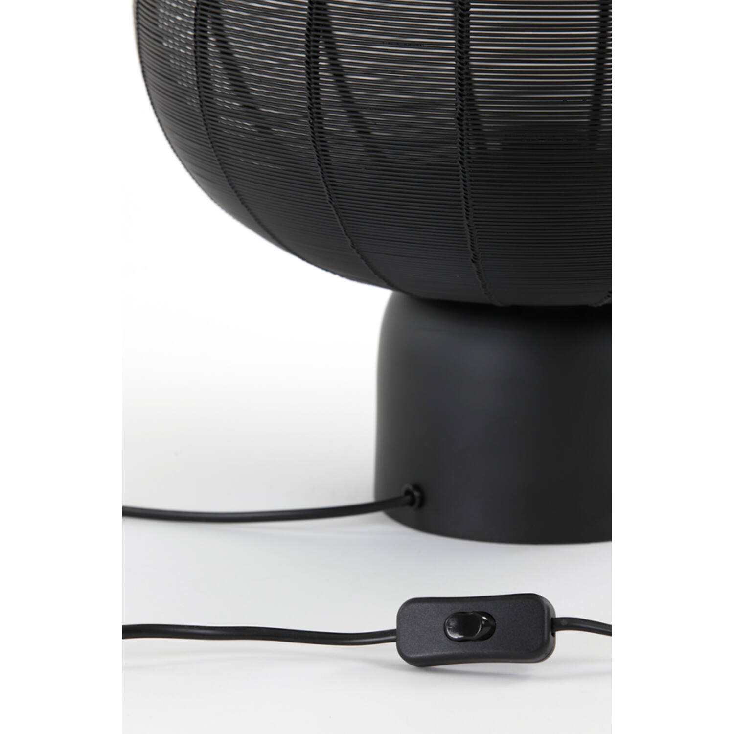 Lampe de table rustique noire ronde Light & Living Suneko – Image 5