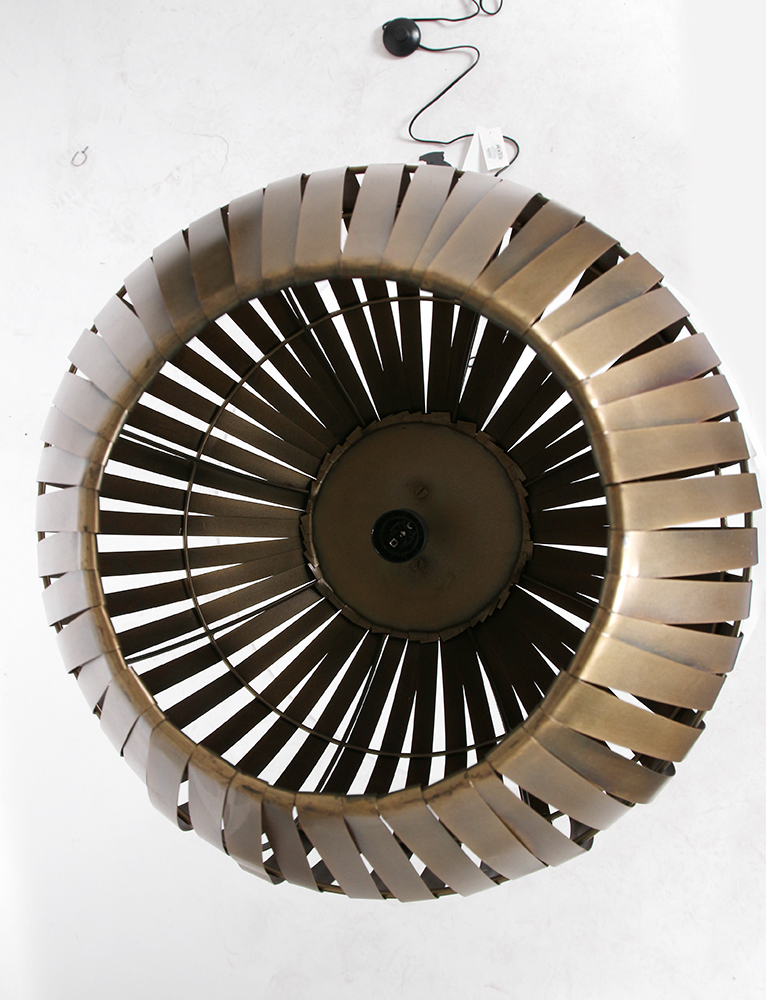 Lampe sur pied avec abat-jour panier Kyomi Light & Living noir et or – Image 10