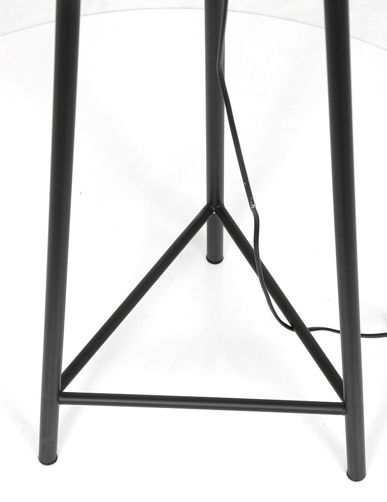 Lampe sur pied avec abat-jour panier Kyomi Light & Living noir et or – Image 11