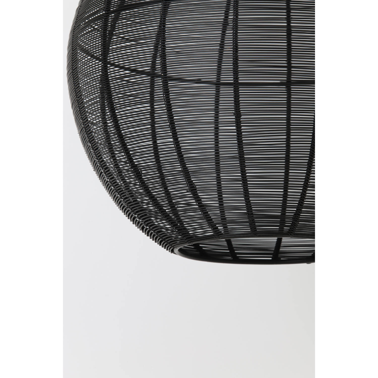 Lampe suspendue rustique noire sphérique Light & Living Amarah – Image 3