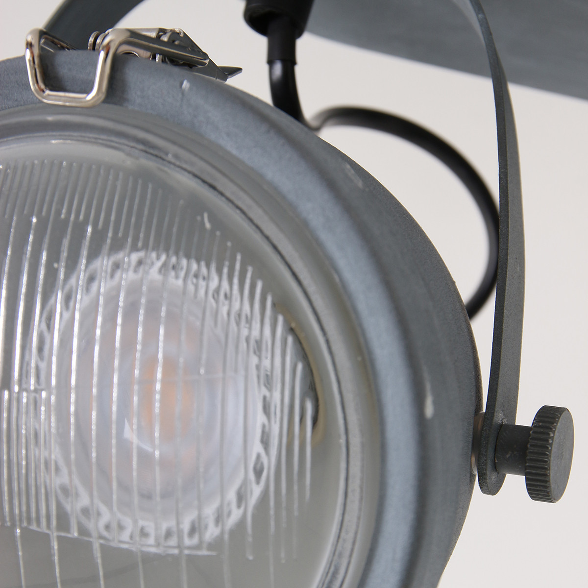 Spot en métal gris et verre industriel Mexlite Paco – Image 12