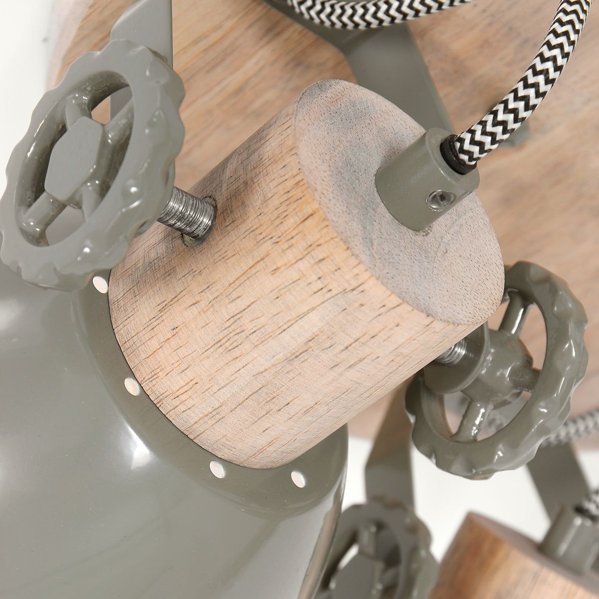 Plafonnier rond résistant trois spots vert Mexlite Gearwood – Image 3