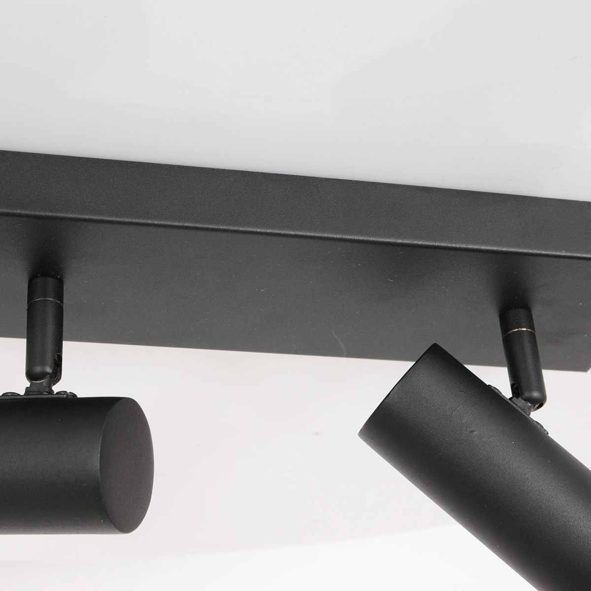 Spot de plafond deux lumières Anne Lighting Bundle noir intérieur doré – Image 11