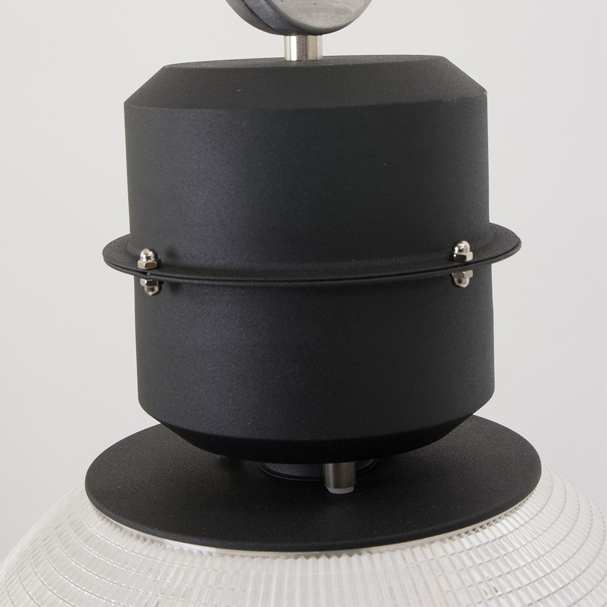 Suspension industrielle en métal noir Anne Light & Home Clearvoyant – Image 6