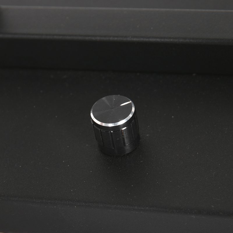 lampe-de-table-design-noire-avec-abat-jour-en-osier-steinhauer-stang-3751zw-11