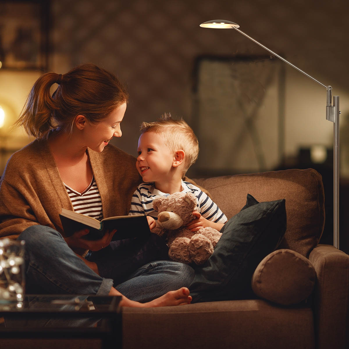 Lampadaire design avec liseuse Steinhauer Daphne – Image 3