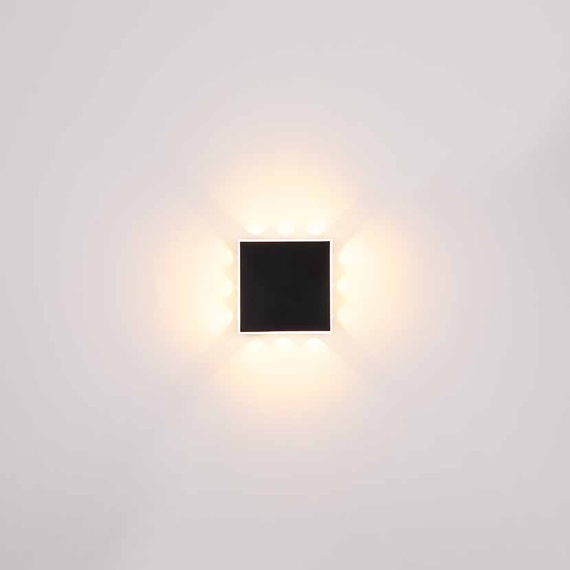 Applique murale design carrée métal noir Globo Saidy – Image 4