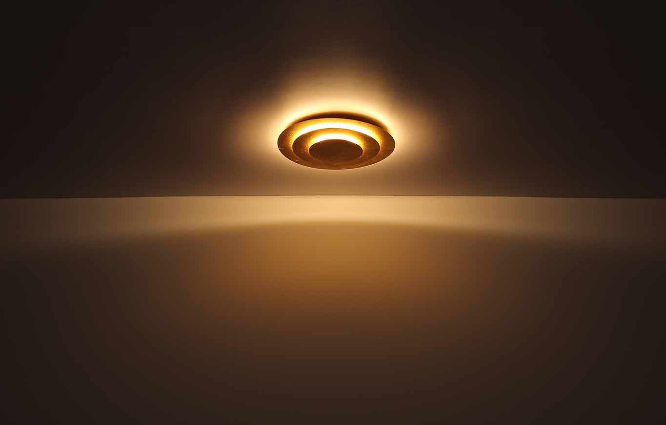 Lampe de plafond classique en métal doré Globo Heda – Image 3