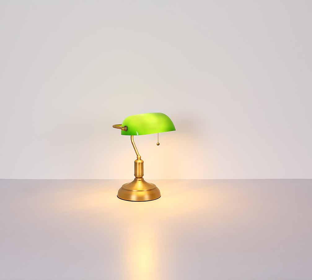 Lampe de table classique verte en laiton et métal Globo Antique – Image 4