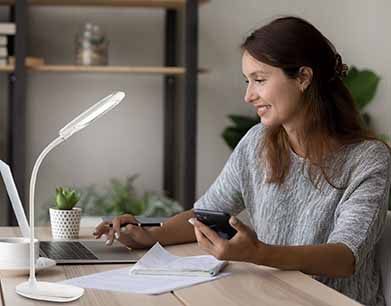 Lampe de table ovale blanc/chrome plastique Globo Minea I – Image 2