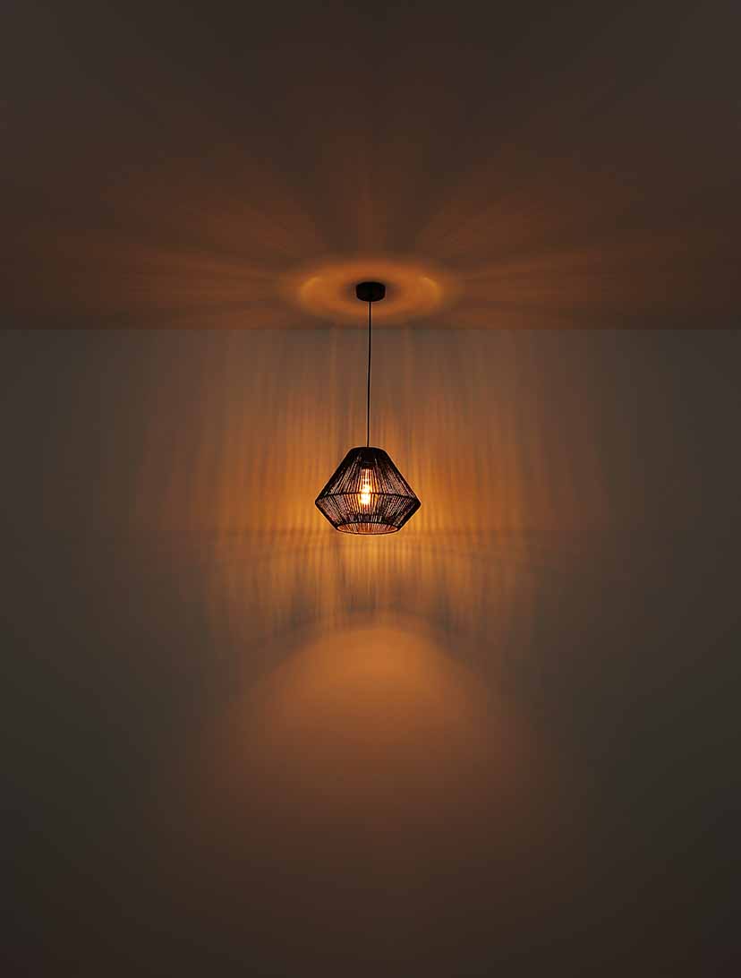 Suspension bohémienne noire en métal Globo Houdini – Image 4