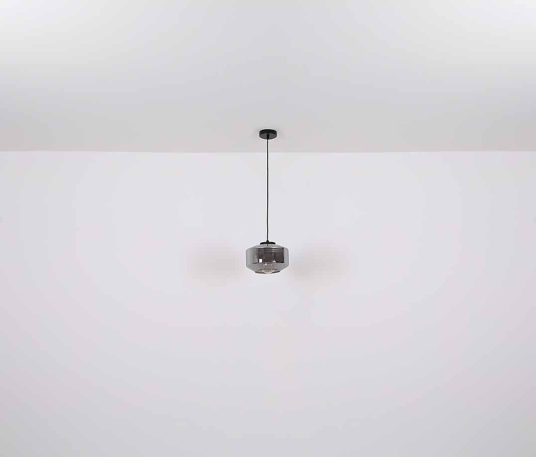 Suspension moderne noire en métal Globo Christiana – Image 5