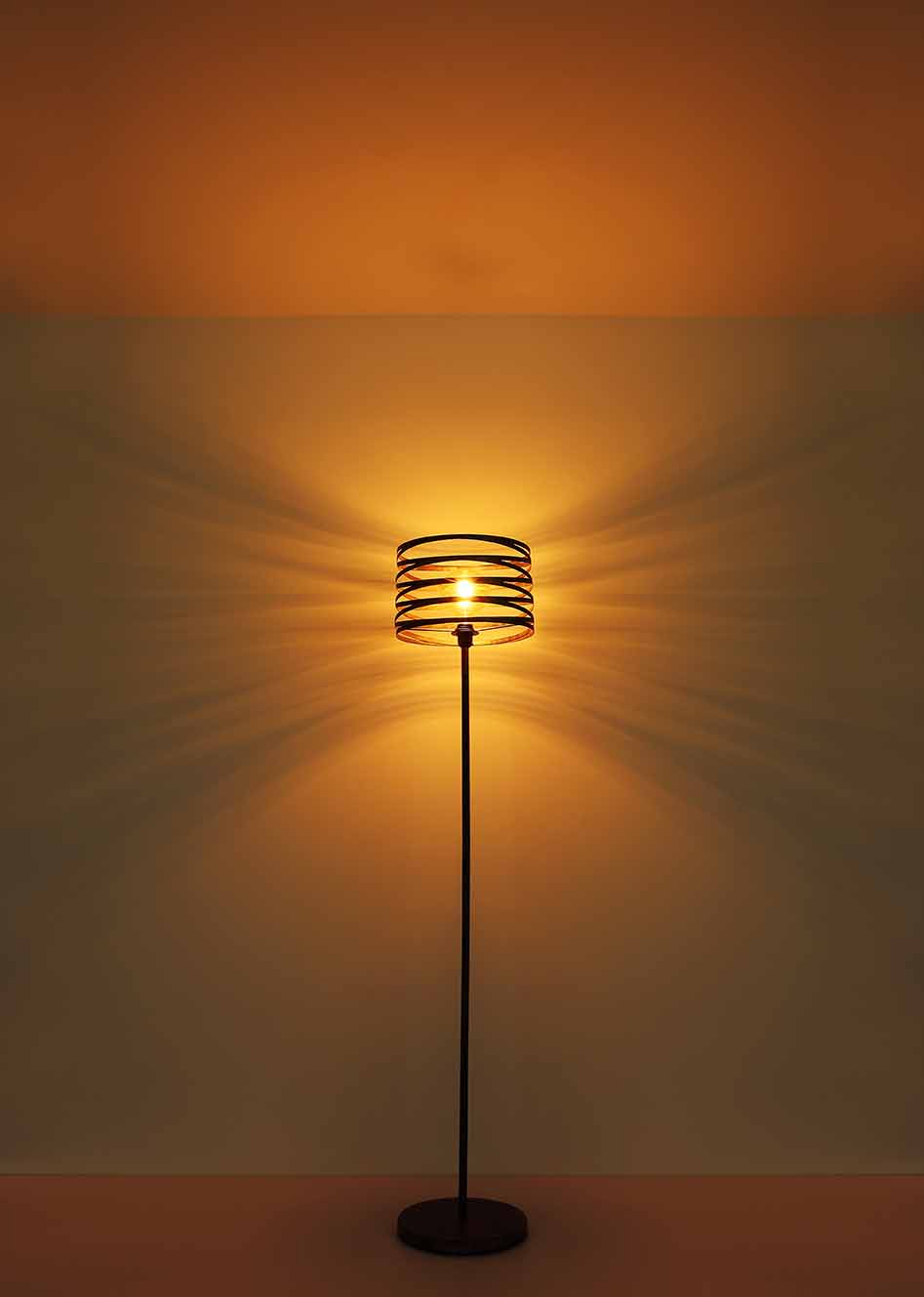 Suspension rétro noire en métal en spirale Globo Marco – Image 4