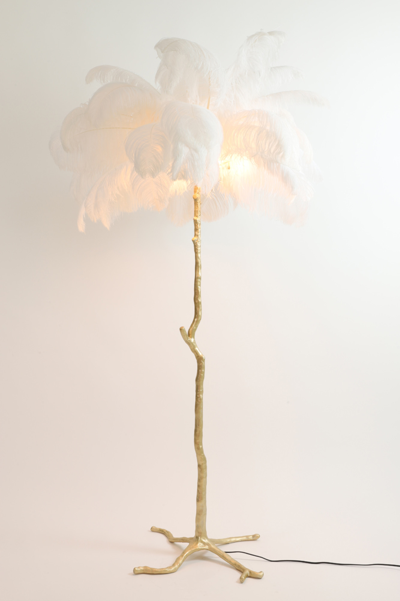 Lampadaire design avec plumes blanches Light & Living Feather – Image 5