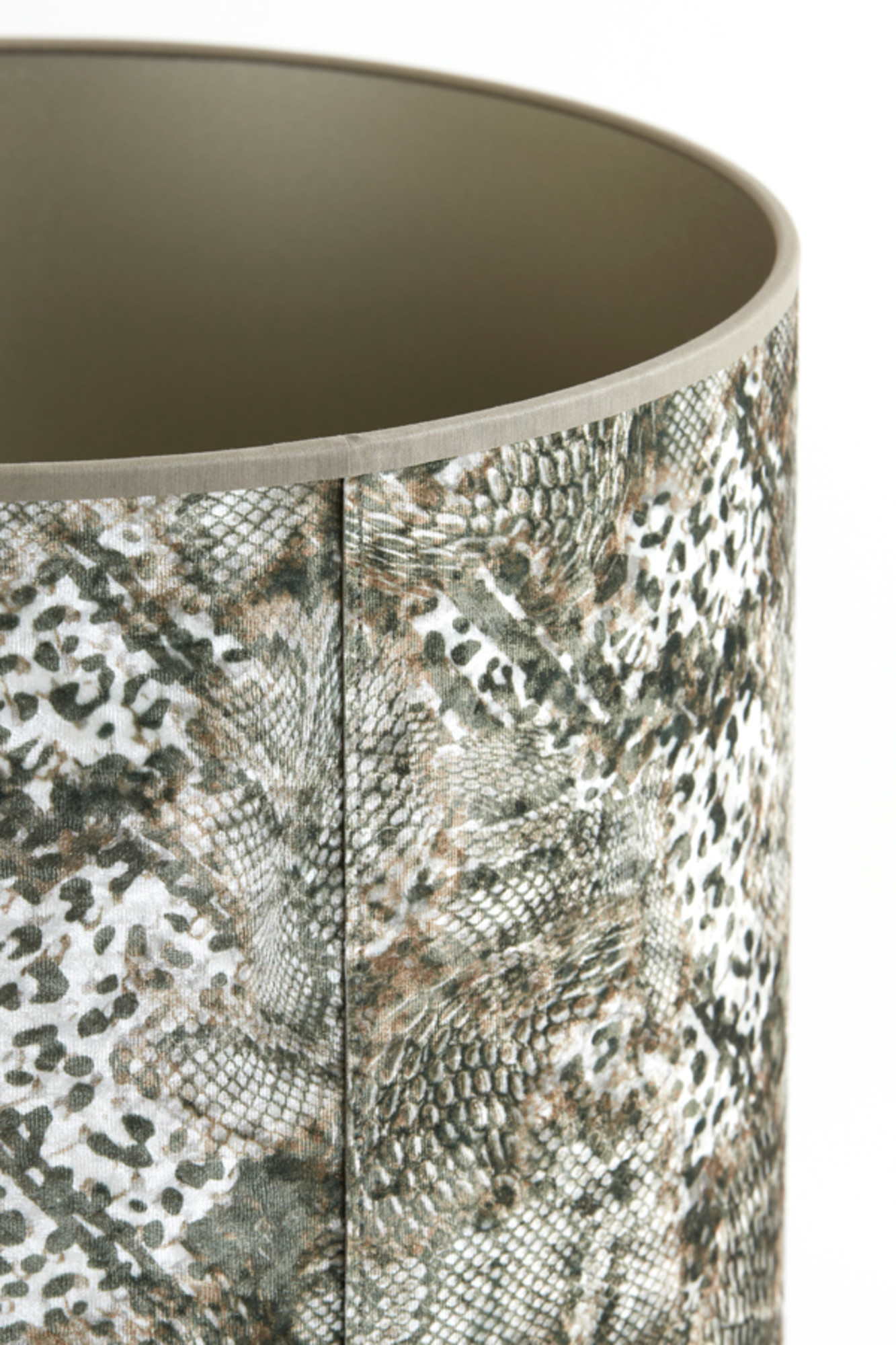 Abat-jour imprimé d'animaux en forme cylindrique Light & Living Keyon – Image 6