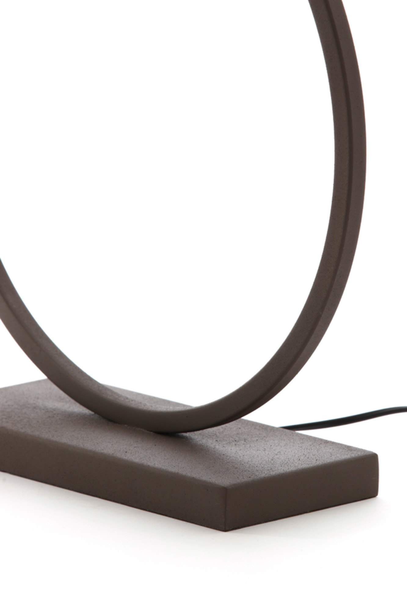 Socle de lampe en métal rond Light & Living Liva – Image 4