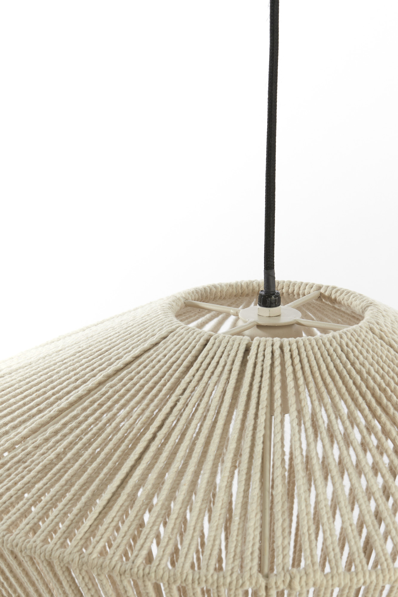 Suspension triple avec abat-jours en fil beige Light & Living Felida – Image 5