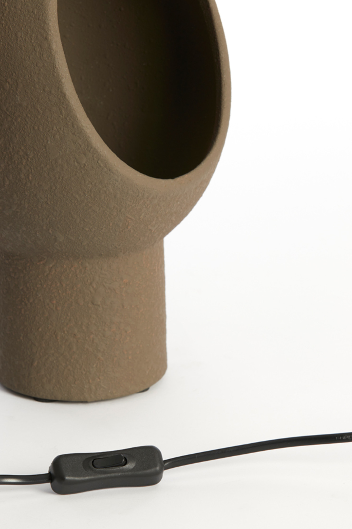Lampe de table Light & Living Monk avec abat-jour sculptural brun – Image 8