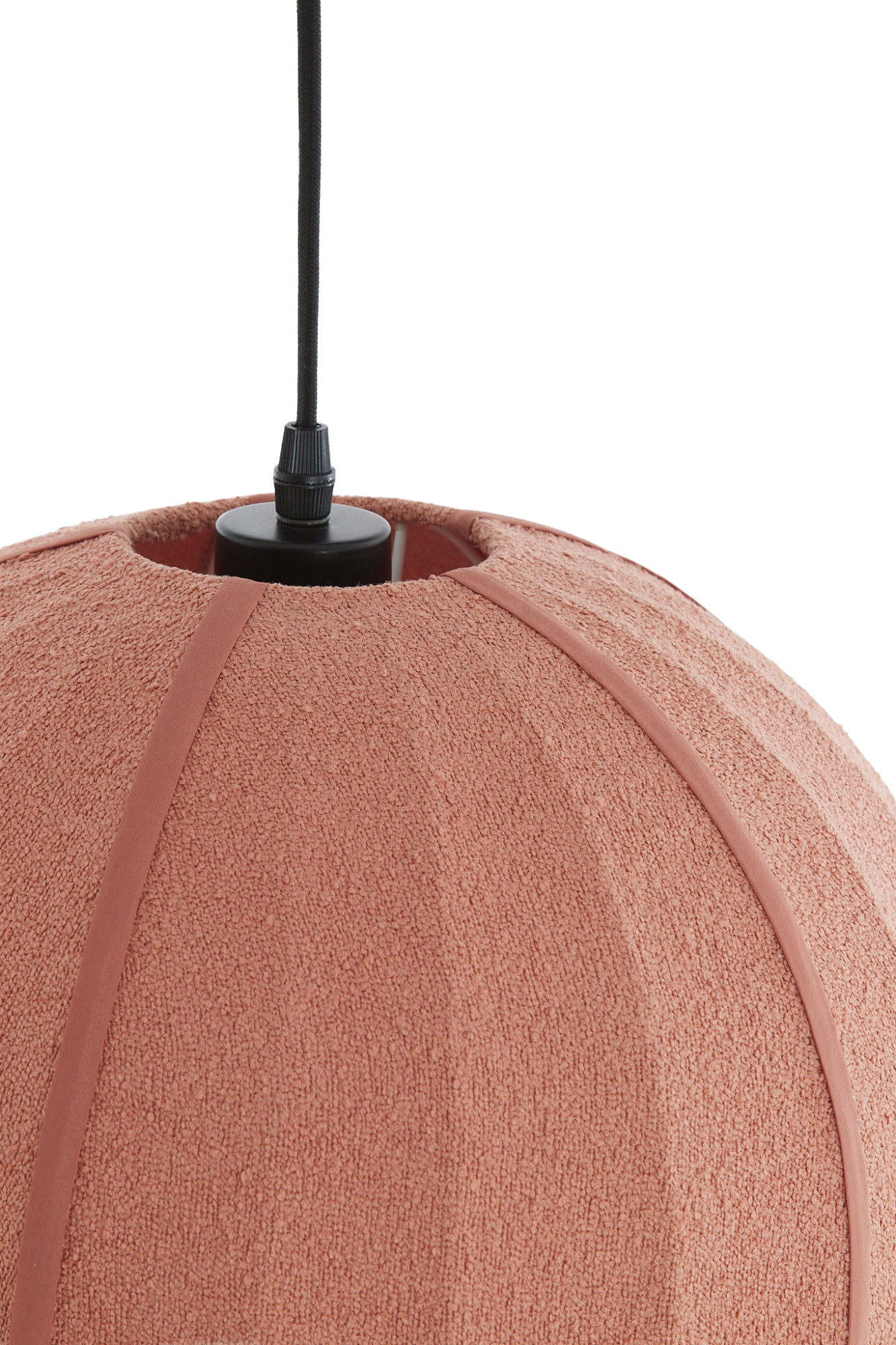 Suspension sphérique rose en tissu Light & Living Zagori – Image 4