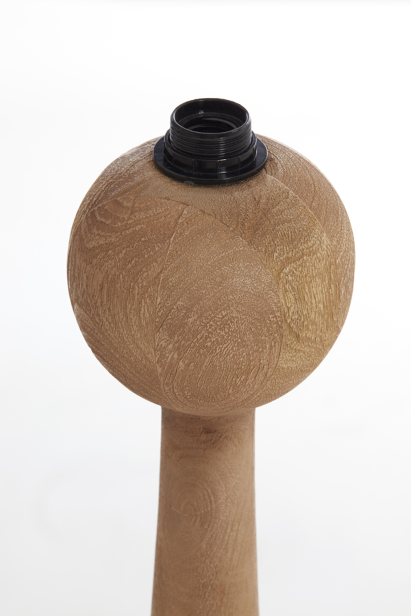 Piedestal de lampe en bois de forme élancée Light & Living Festina – Image 3