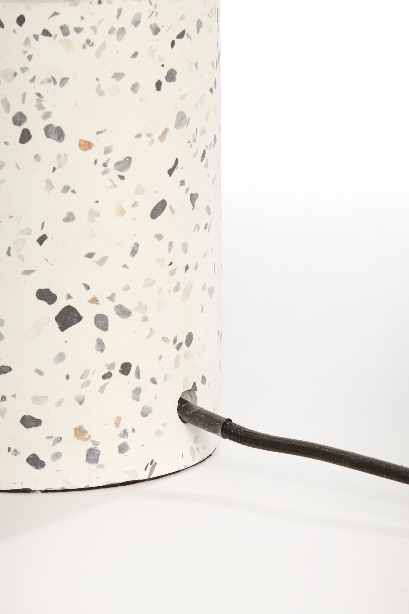 Socle de lampe cylindrique motif terrazzo Light & Living Randy – Image 5