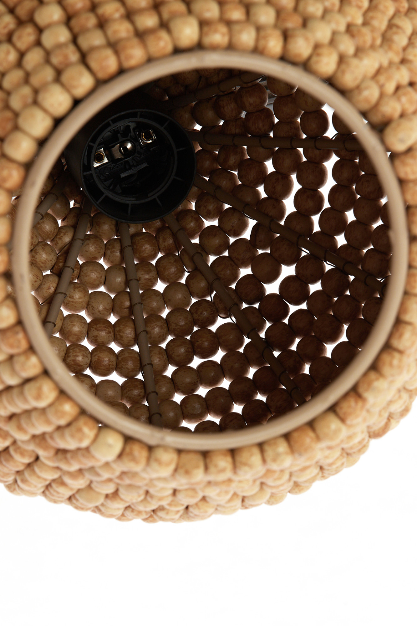 Suspension en perles de bois naturelle Light & Living Kalenga – Image 7