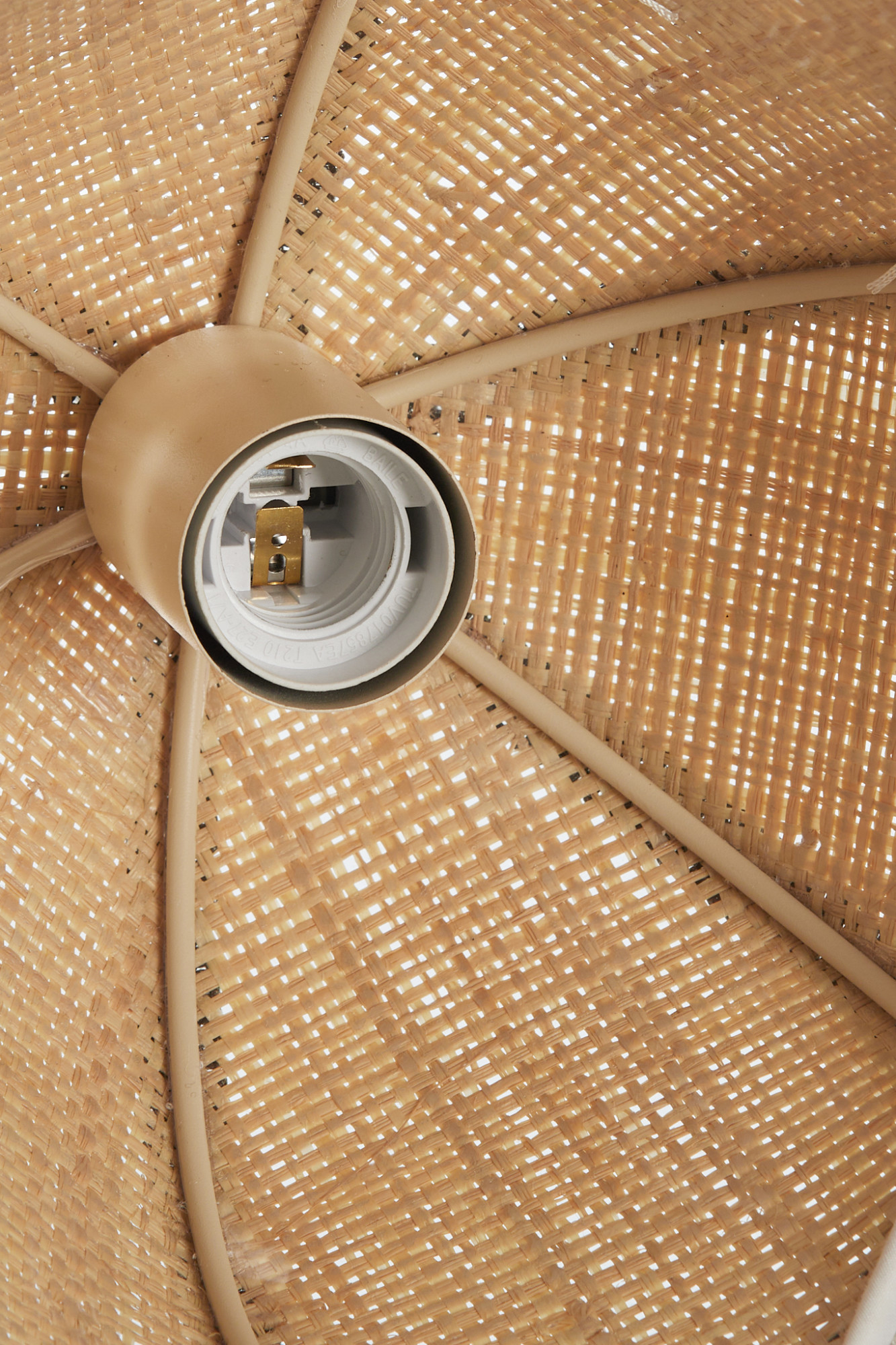 Abat-jour en rotin avec franges Light & Living Sulina – Image 5