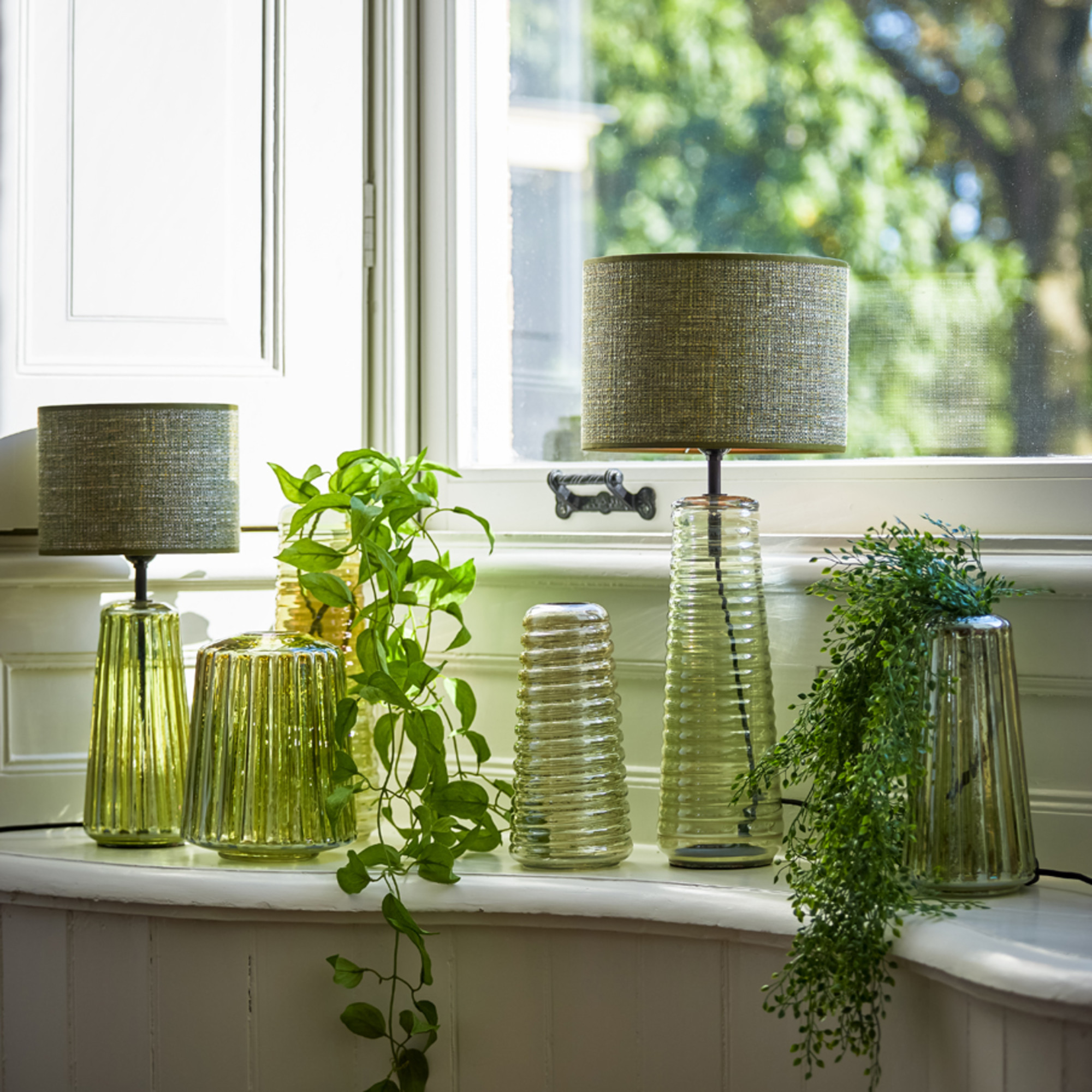 Abat-jour en tissu vert en forme cylindrique Light & Living Tweed – Image 4