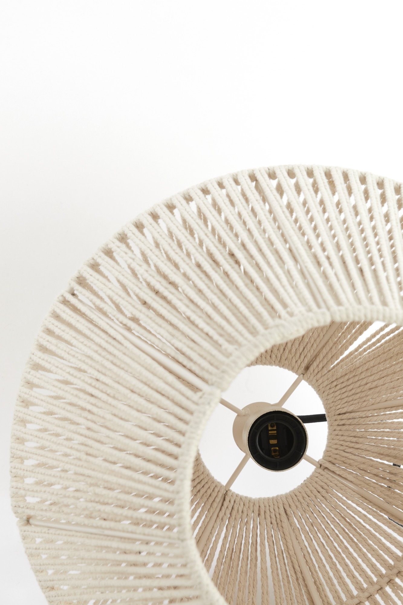 Suspension naturelle avec abat-jour tressé Light & Living Deya – Image 6